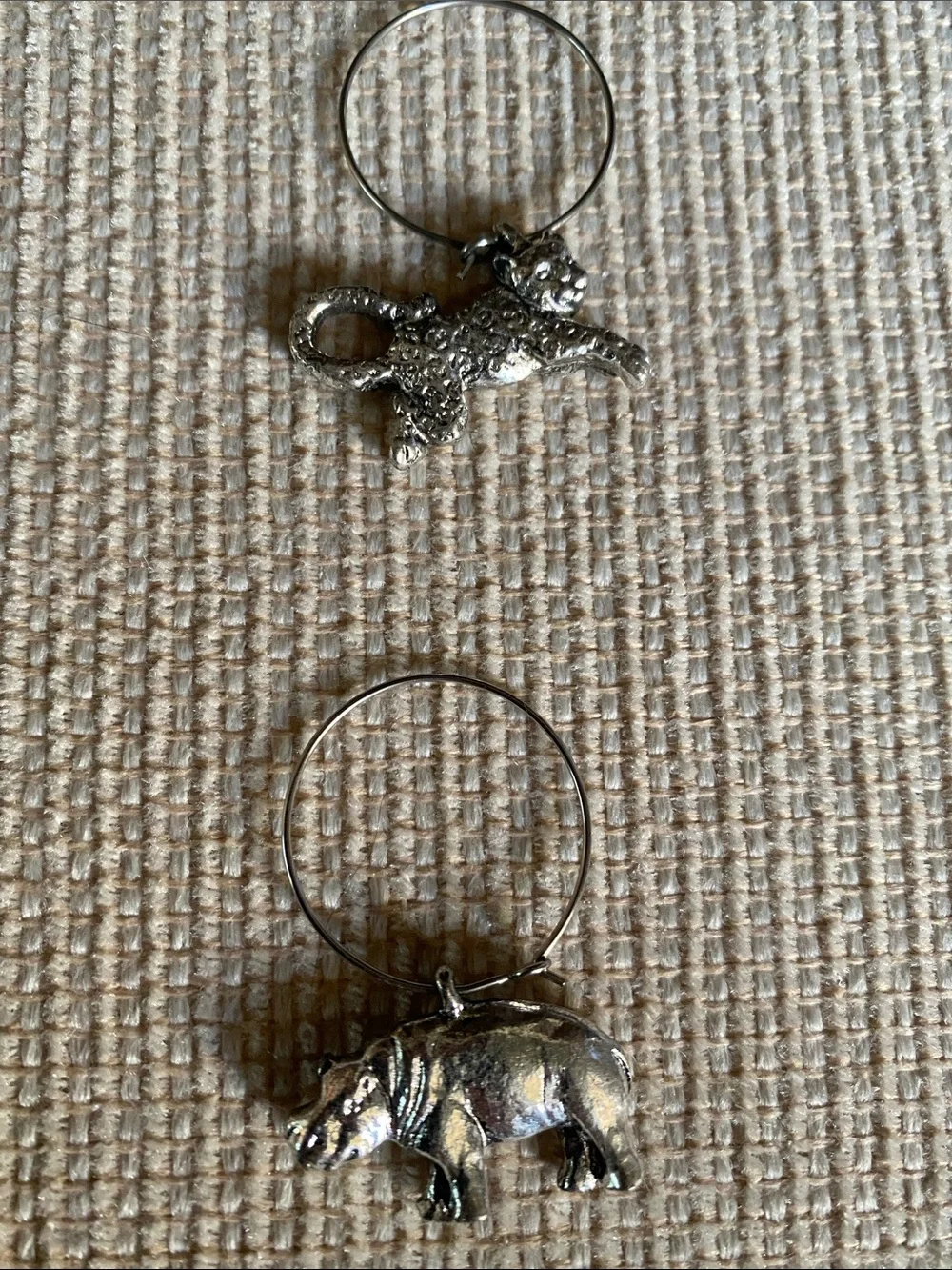 POTTERY BARN - “Safari” 6 Wine stem charms ‘99 New - Vintage